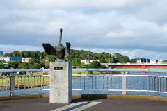 Central Bridge