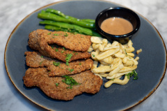 Dua Sisi Kitchen & Bar, Seminyak