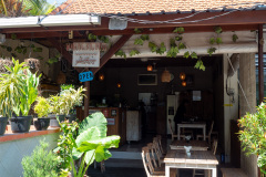 Seminyak, Warung Big Boss
