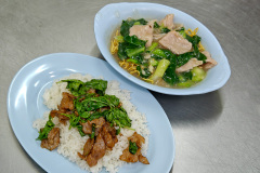 Hunchback Iron Hand, แป๊ะค่อม มือเหล็ก