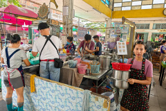 Wongwian Yai Market