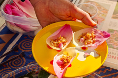 Talakkia Friendly Market, Talat Noi