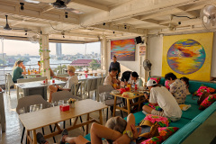 River Vibe Bar & Restaurant, Talat Noi