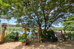 Banan, Banan Mountain Restaurant, អាហារដ្ឋាន ជើងភ្នំបាណន់
