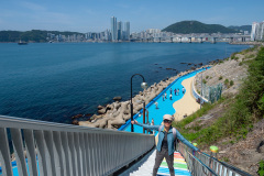 Huinnyeoul Culture Village, Yeongdo-gu