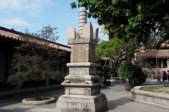 D034633