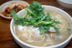 Ohssi kalguksu, Yuseong District