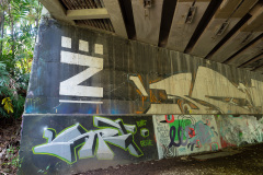 D293077