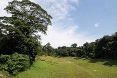 B046120