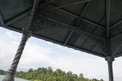 B067013