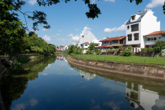 B070351