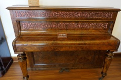 D294095