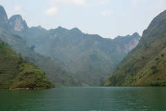 D067502