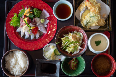 Goryōkaku Tower, Seasonal Seafood Shunka, 五稜郭タワー, 四季海鮮 旬花