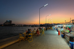 Hua Hin Main Pier, Saphan Pla Night Market