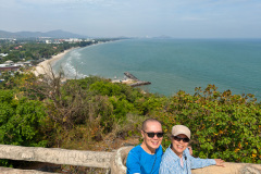 Hat Sai Noi Khao Tao Viewpoint, Wat Tham Khao Tao