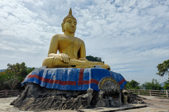 Hat Sai Noi Khao Tao Viewpoint, Wat Tham Khao Tao