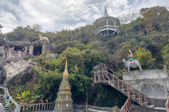 Wat Tham Khao Tao