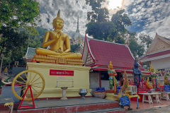 Wat Khao Takiap