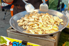 Hua Hin Main Pier, Saphan Pla Night Market