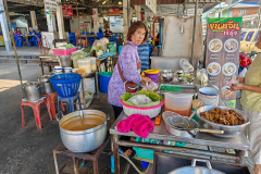 Auntie Rung's Khanom Jeen, ขนมจีน เจ้รุ่ง