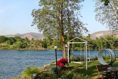 Felix River Khwae Resort