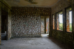 Bokor National Park, Domnak Preah Bath Monivong (Ancient King Retreat)