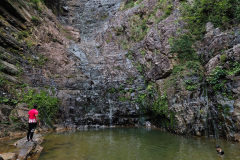 B053077