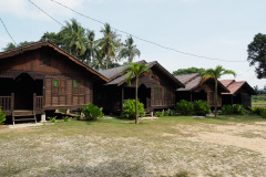 D060885