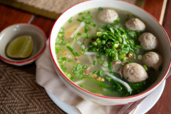 Ban Xiang-Nouak, Naga Lodge