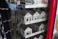 D247339
