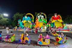 Phra Pathom Chedi Night Market