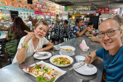 Mae Wilai Market Until Dawn, Pattaya, Pen Thai Food