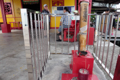 D070931