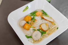 Phet Phaibun Food Center