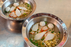 Auntie Nik's old riverside noodle shop, ร้านเจ้นิก๋วยเตี๋ยว ริมน้ำ เจ้าเก่า