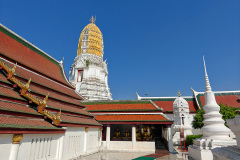 Wat Phra Si Rattana Mahathat Woramahawihan