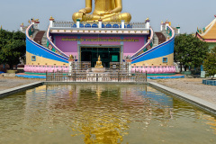 Tha Chalom, Wat Laem Suwannaram