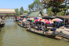 Tha Kha Floating Market