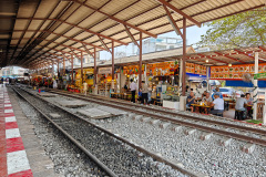 Mae Klong Railway Market, Mae Klong Railway Station