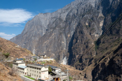 Middle Tiger Leaping Gorge, Shangri-La, Tiger Leaping Gorge, Tinas Guesthouse, 中峡国际青年旅舍, 中峡旅店, 中虎跳峡, 虎跳峡景区