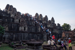 Angkor Archaeological Park, Phnom Bakheng