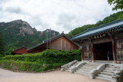 Seoraksan National Park Seorak District, Seoraksan Sinheungsa Temple