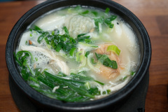 Our Sundaeguk, 우리순대국