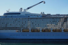 D100484
