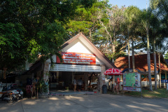 D049582