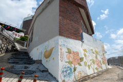 Dongpirang Mural Village