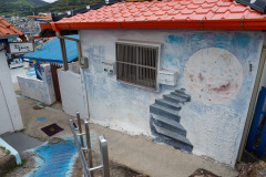 Dongpirang Mural Village