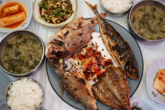 Myeongchon Restaurant, 명촌식당