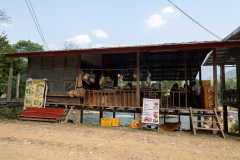Vang Pha Xay Restaurant